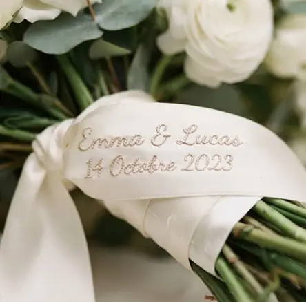 assortiment de créations brodées pour habiller tout votre mariage